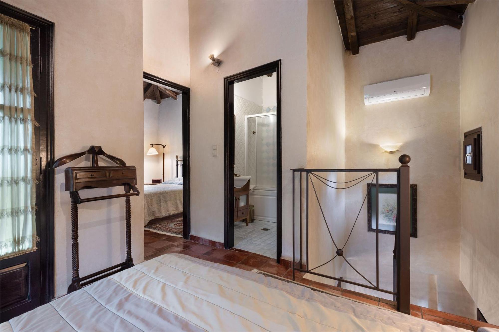 Ostra Menalon Luxury Suites Kardaras Exterior photo